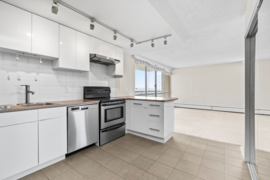 1610 2016 Fullerton Avenue, North Vancouver, BC