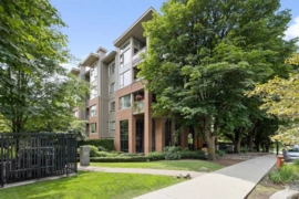 304 139 W 22nd Street, North Vancouver, BC