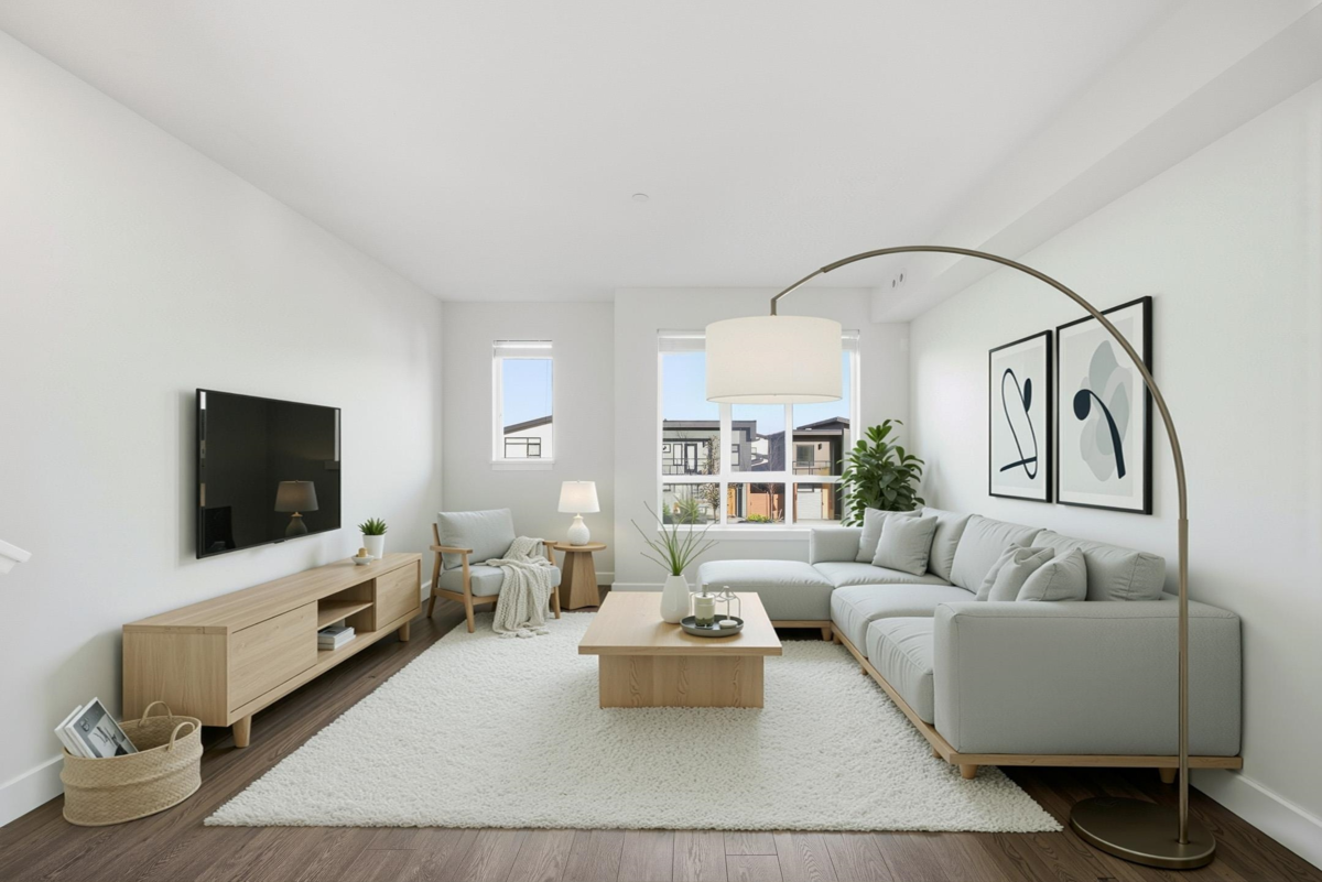 Walk-In Closet Photo of 153 1894 Osprey Drive, Tsawwassen, BC