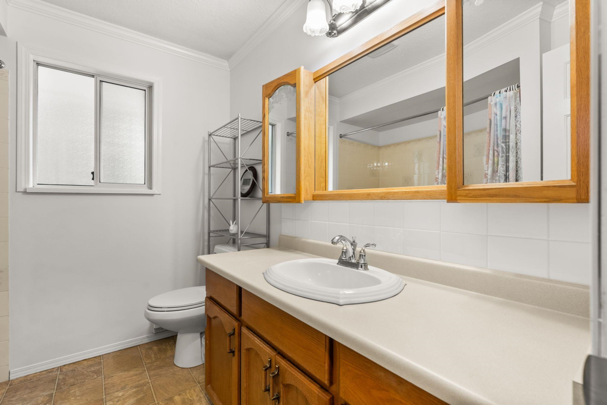 Staircase Photo of 36 2938 Trafalgar Street, Abbotsford, BC