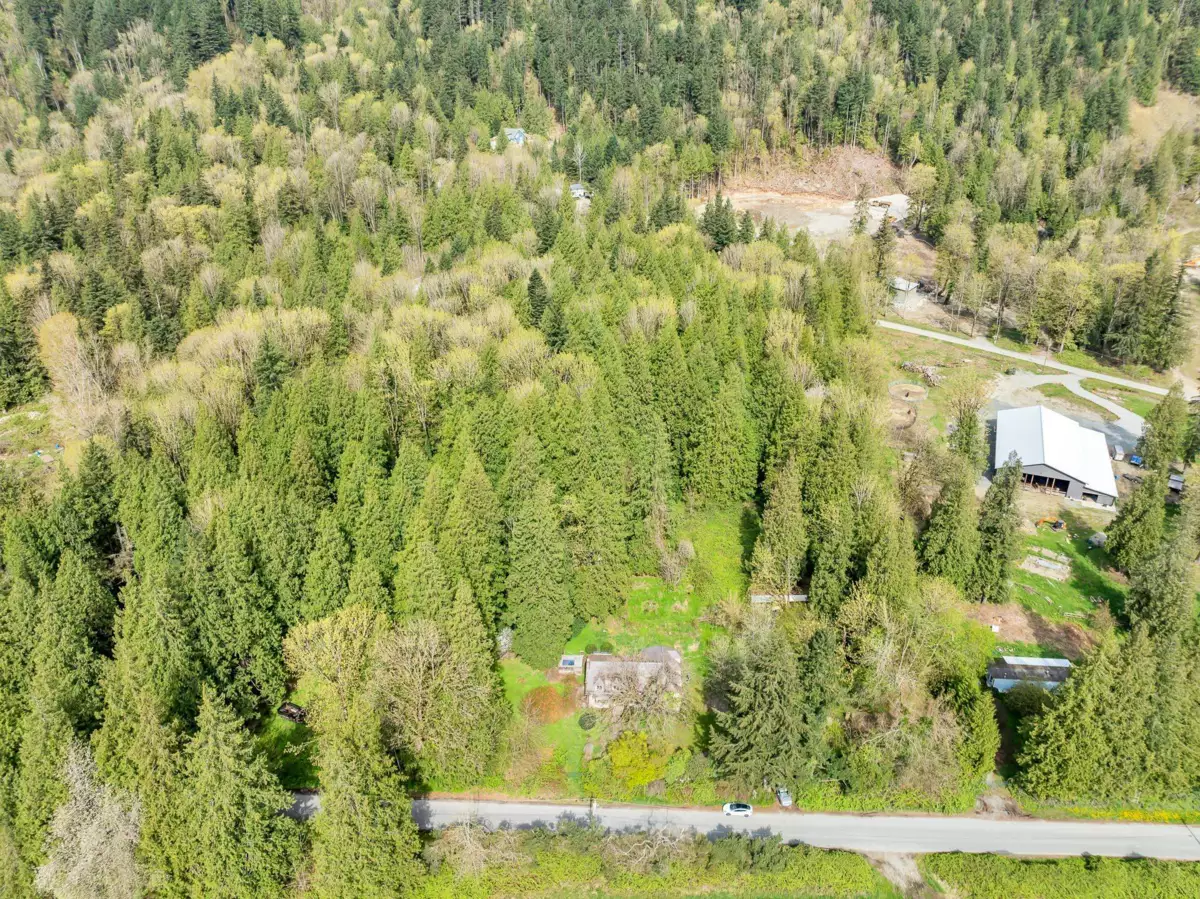 Family Room Photo of 11069 Brooks Road, Mission, BC