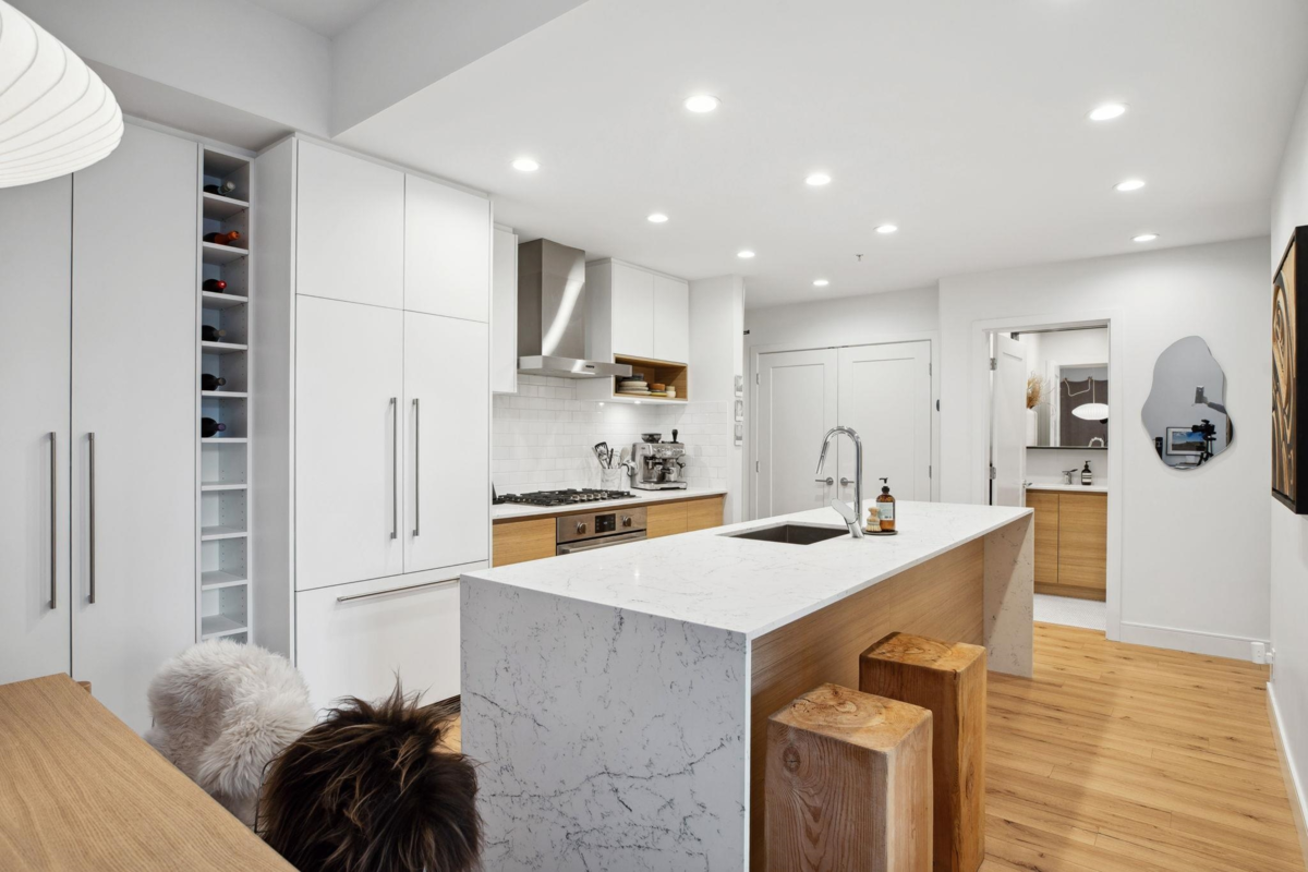 Family Room Photo of 410 55 Klahanie Drive, Port Moody, BC