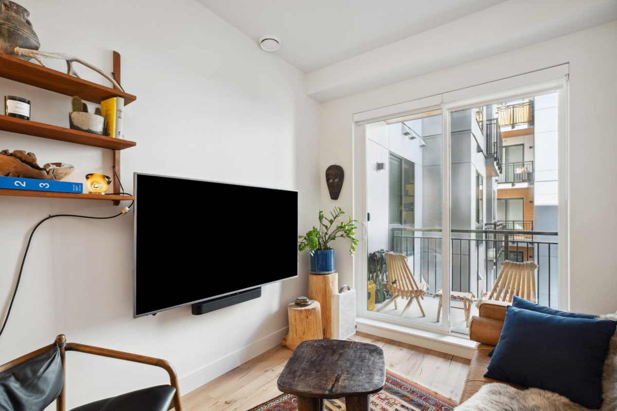 Kitchen Island Photo of 410 55 Klahanie Drive, Port Moody, BC
