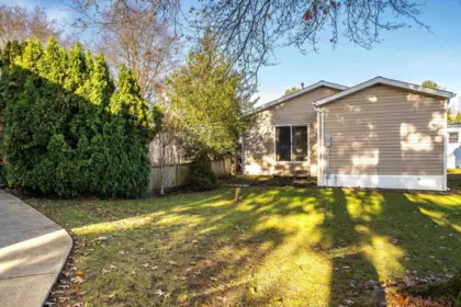 Garage Interior Photo of 173 1840 160 Street, Surrey, BC