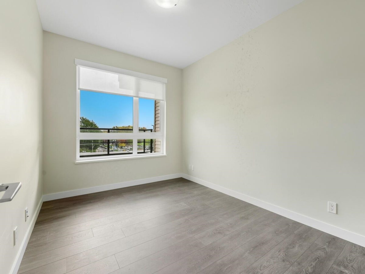 Bedroom 3 Photo of 401 23233 Gilley Road, Richmond, BC
