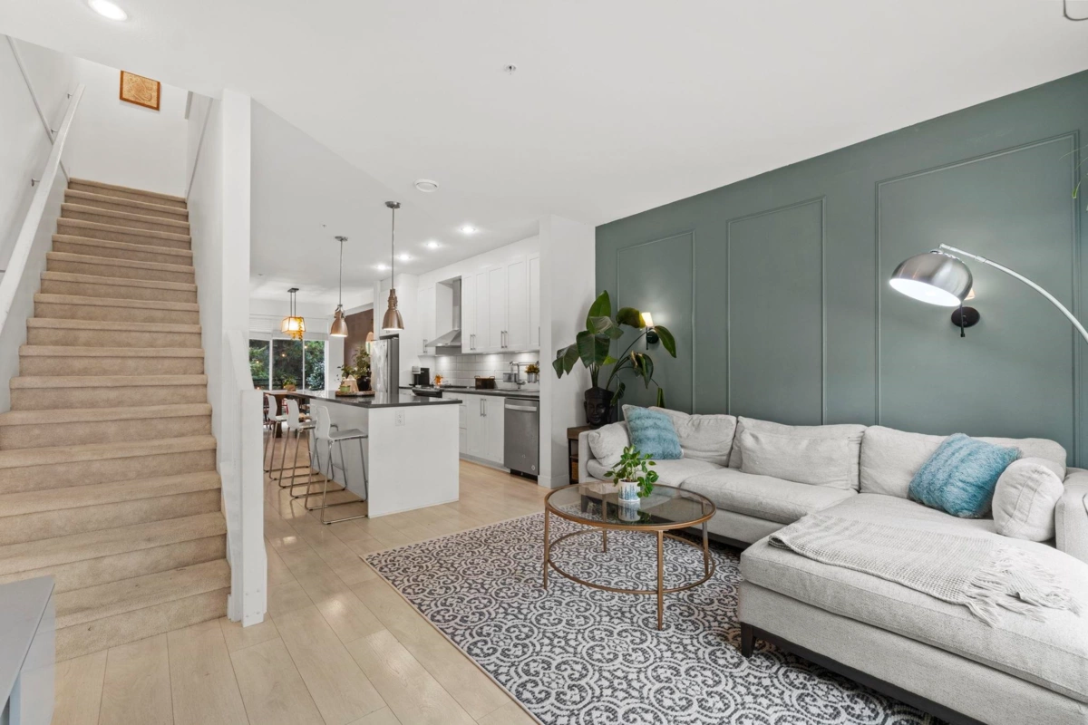 Living Room Photo of 41 20857 77a Avenue, Langley, BC