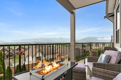 50945 Sophie Crescent, Chilliwack, BC, Eastern Hillsides — 5 bed single family residence for sale