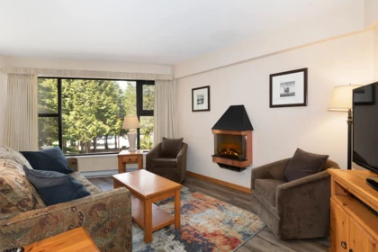 6A 2561 Tricouni Place, Whistler, BC, Whistler — Apartment/Condo for sale