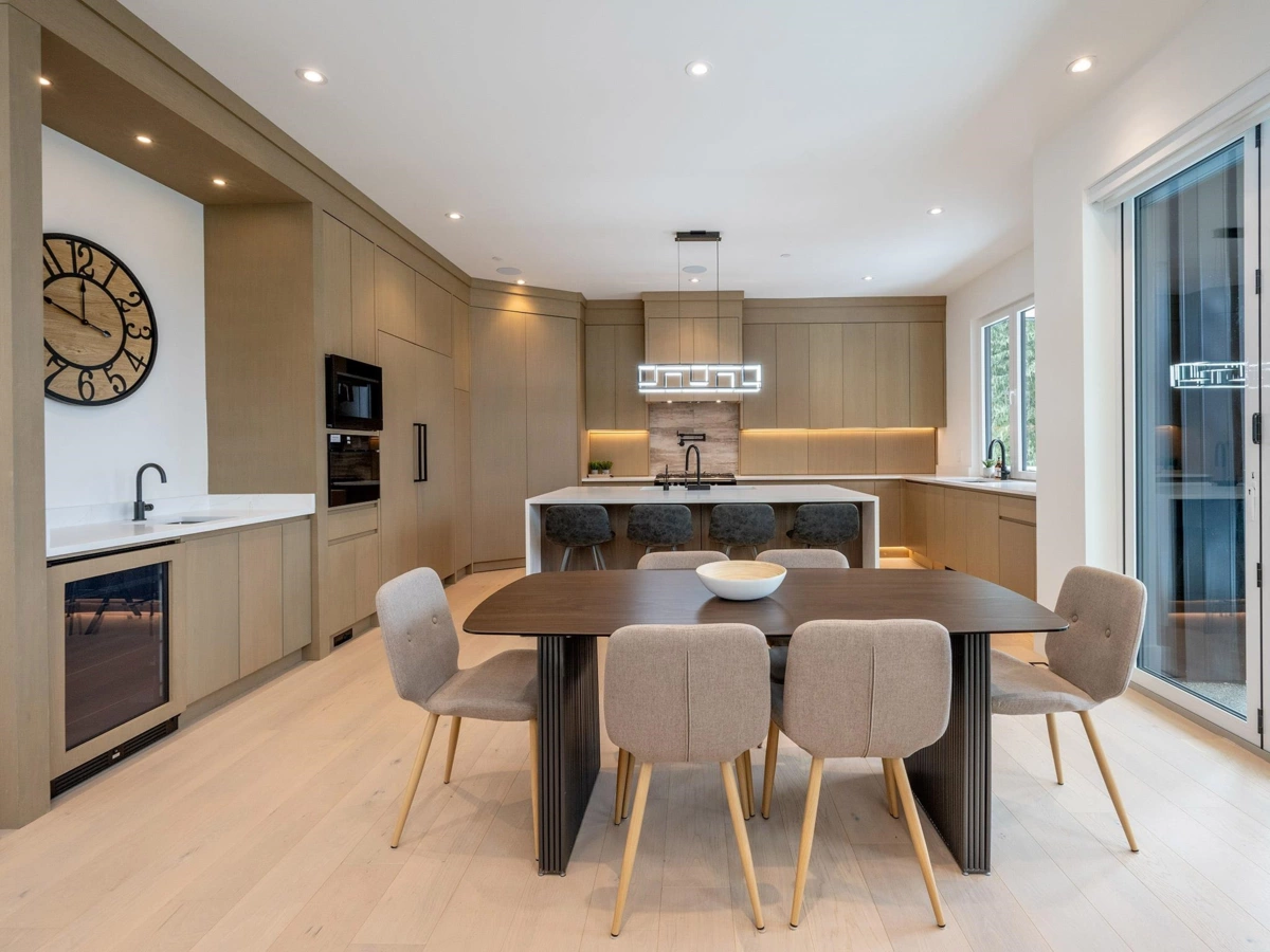 Breakfast Nook Photo of 9333 Warbler Way, Whistler, BC