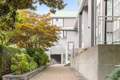 304 11609 227 Street, Maple Ridge, BC, Maple Ridge — Apartment/Condo for sale