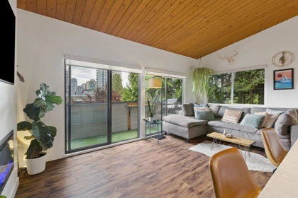 302 146 E 18th Street, North Vancouver, BC, North Vancouver — Apartment/Condo for sale