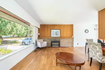 951 Canyon Boulevard, North Vancouver, BC