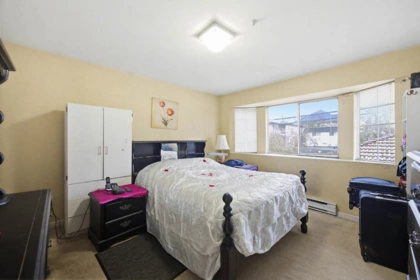 Guest Bathroom Photo of 557 E 44th Avenue, Vancouver, BC