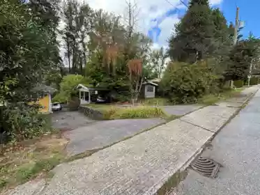 2529 Larkin Court, Burnaby, BC, Burnaby — Single Family Residence for sale