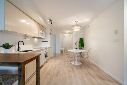 1907 788 Hamilton Street, Vancouver, BC