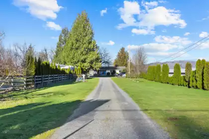 30067 Taylor Road, Abbotsford, BC
