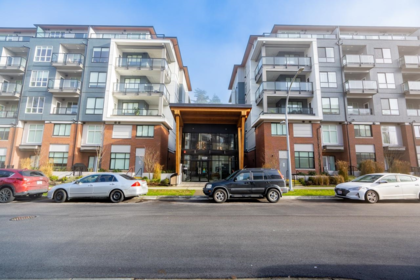 208 3528 146a Street, Surrey, BC