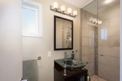 Hallway Photo of 2341 Panorama Drive, North Vancouver, BC