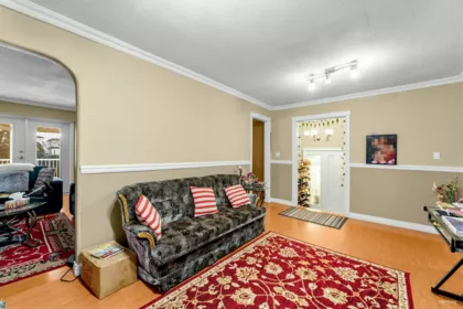 Breakfast Nook Photo of 14136 59a Avenue, Surrey, BC