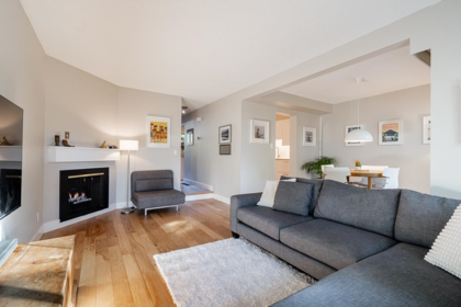 Breakfast Nook Photo of 2076 Purcell Way, North Vancouver, BC