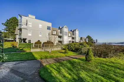 206 48 Richmond Street, New Westminster, BC, New Westminster — Apartment/Condo for sale
