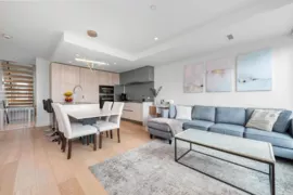 138 W Woodstock Avenue, Vancouver, BC