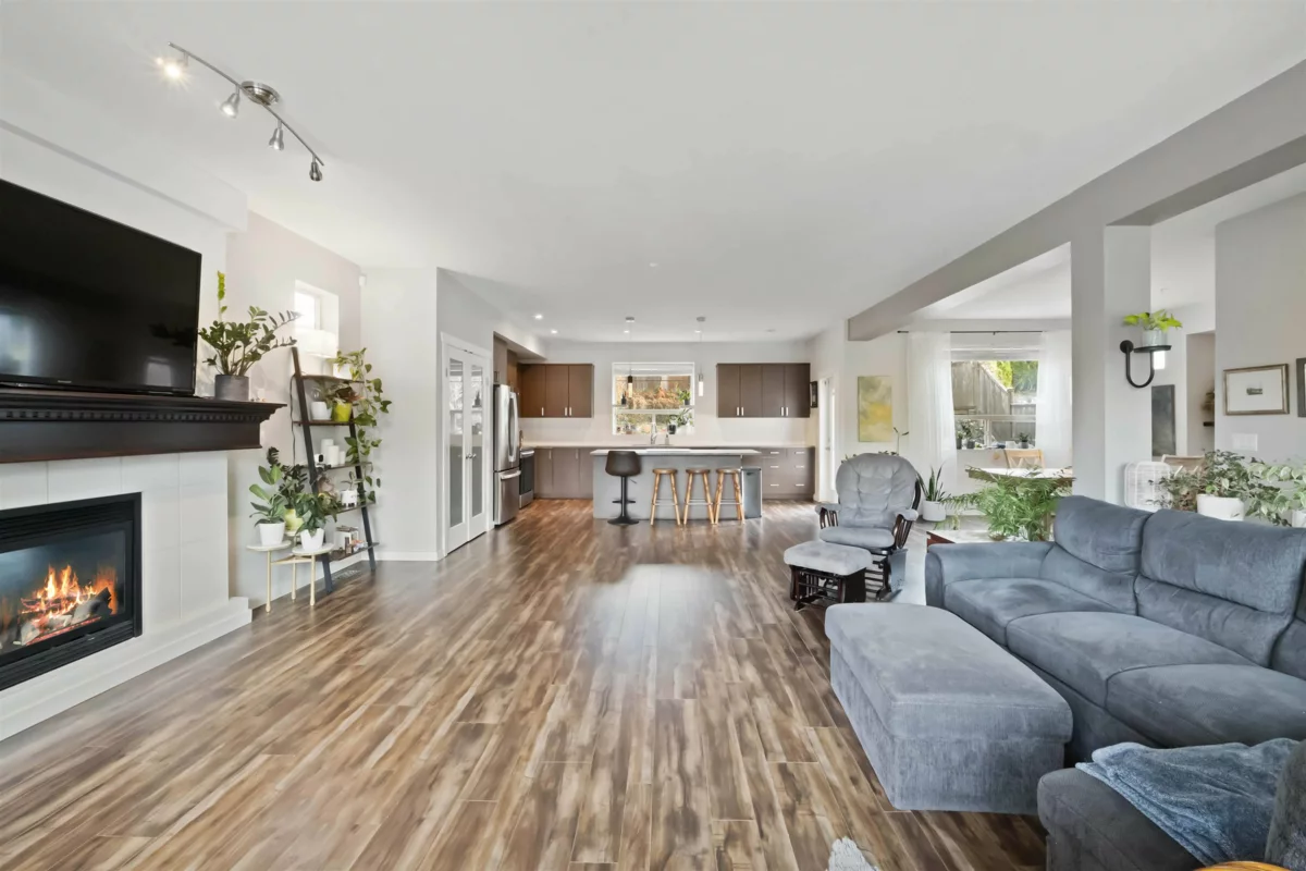 Dining Area Photo of 10750 Beecham Place, Maple Ridge, BC