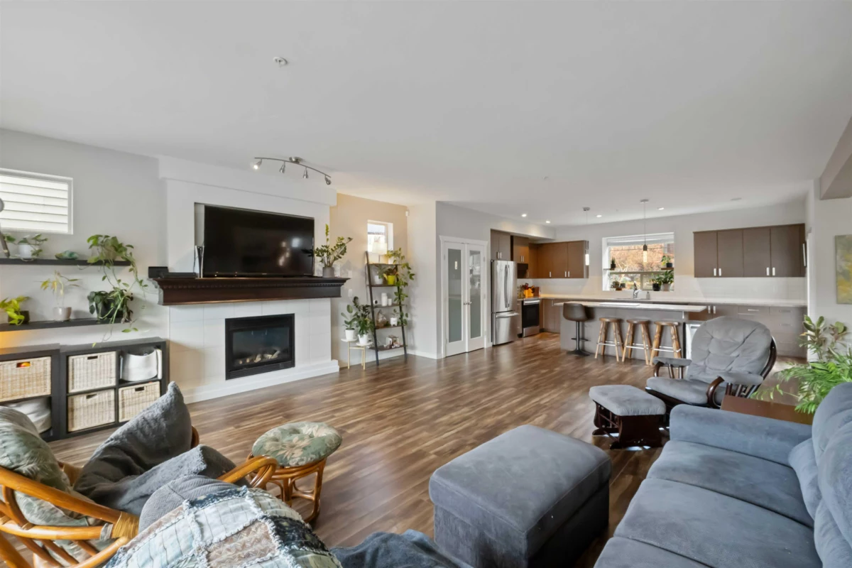 Living Room Photo of 10750 Beecham Place, Maple Ridge, BC