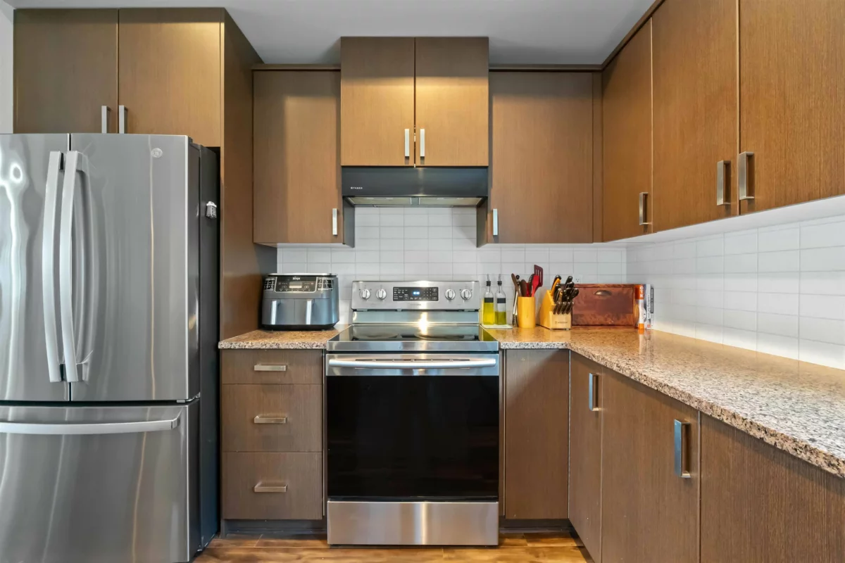 Primary Bathroom Photo of 10750 Beecham Place, Maple Ridge, BC