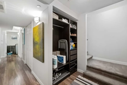Mudroom Photo of 10750 Beecham Place, Maple Ridge, BC