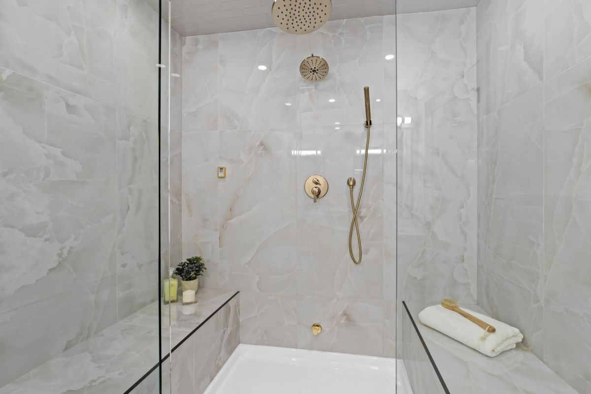 Basement Recreation Room Photo of 4527 46a Street, Ladner, BC