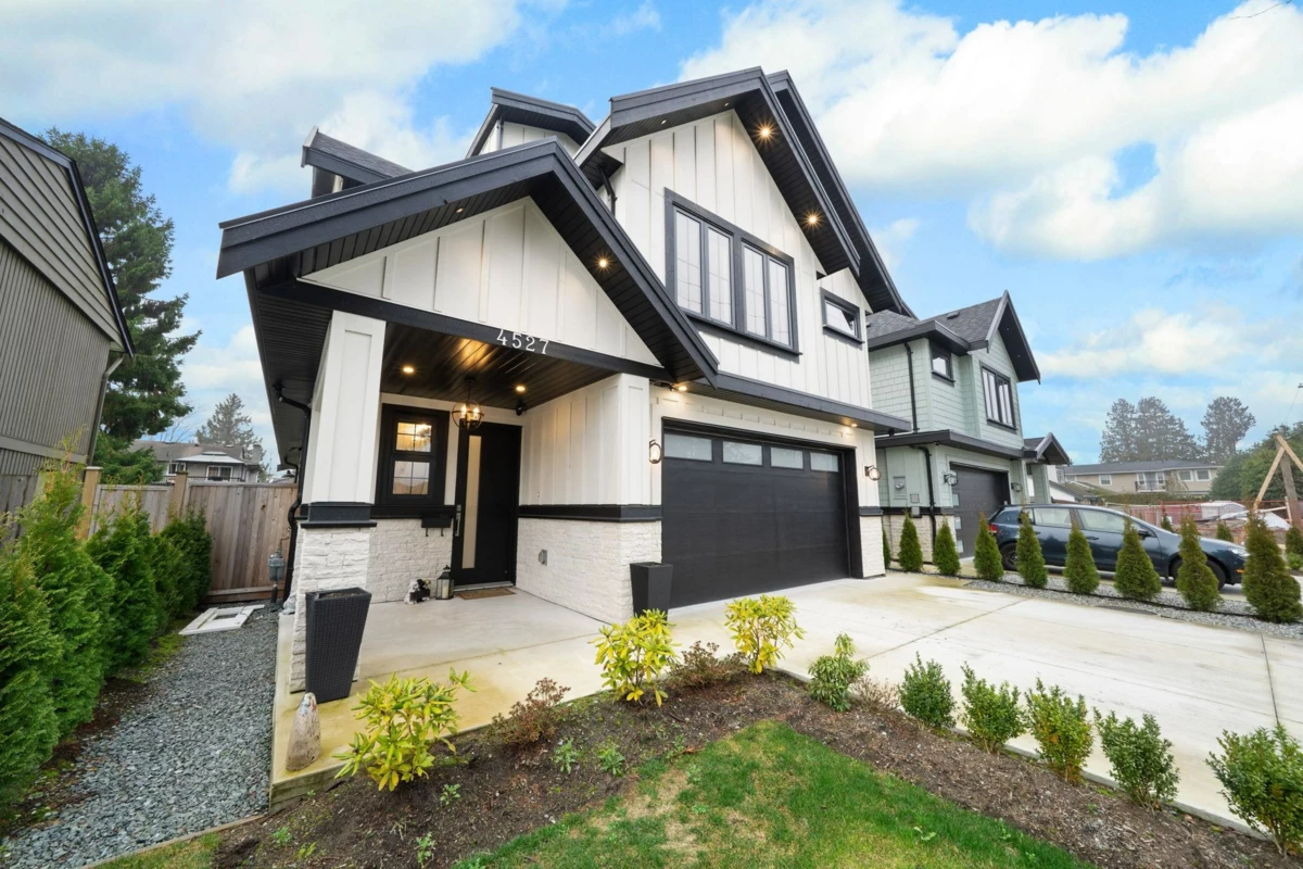 Exterior Rear Photo of 4527 46a Street, Ladner, BC