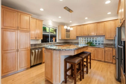 Kitchen Island Photo of 1522 Whitebark Place, Coquitlam, BC
