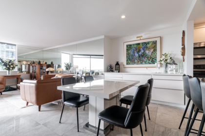Kitchen Island Photo of 405 1480 Foster Street, White Rock, BC