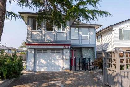 Swimming Pool Photo of 3515 Richmond Street, Richmond, BC