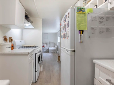 Hallway Photo of 2325 W 8th Avenue, Vancouver, BC