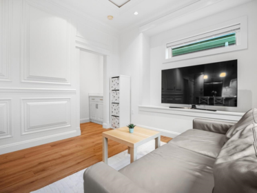 Family Room Photo of 5095 Moss Street, Vancouver, BC