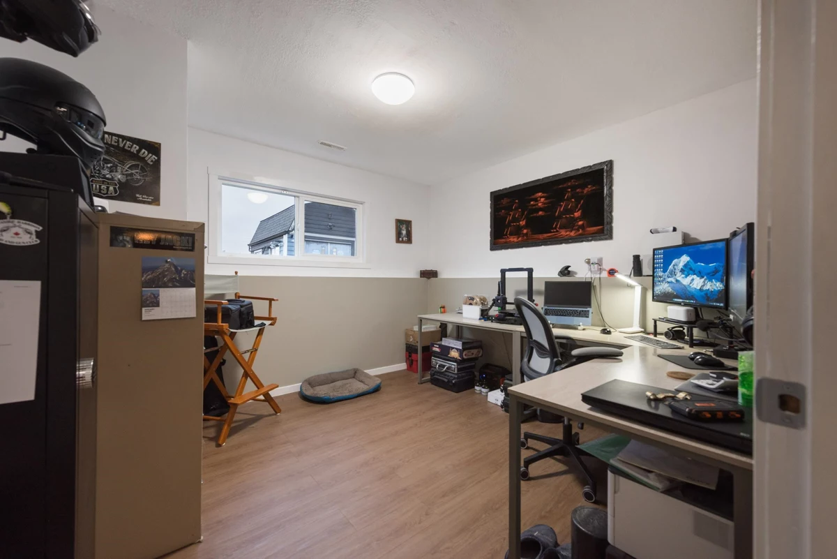 Guest Bathroom Photo of 10283 Kent Road, Chilliwack, BC