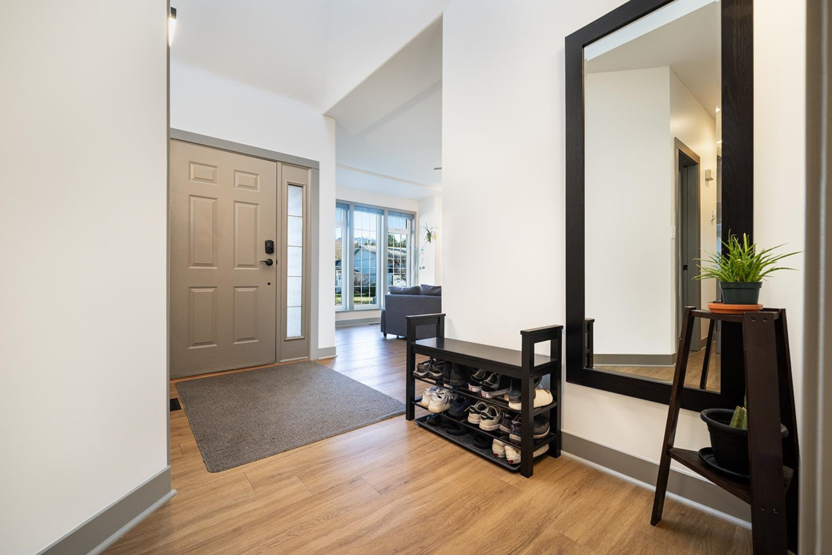 Exterior Rear Photo of 1020 Windsor Place, Squamish, BC