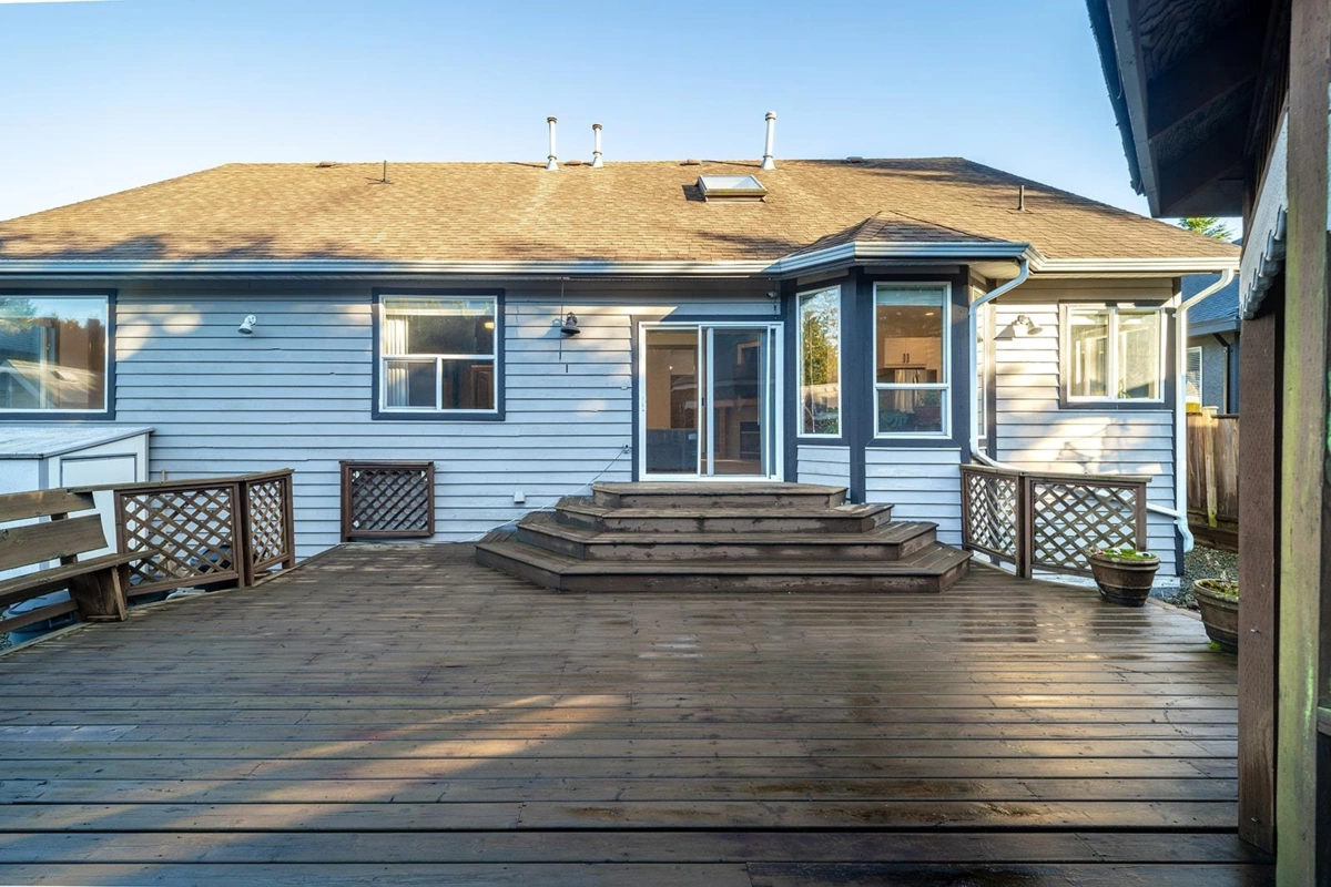 Laundry Room Photo of 1020 Windsor Place, Squamish, BC
