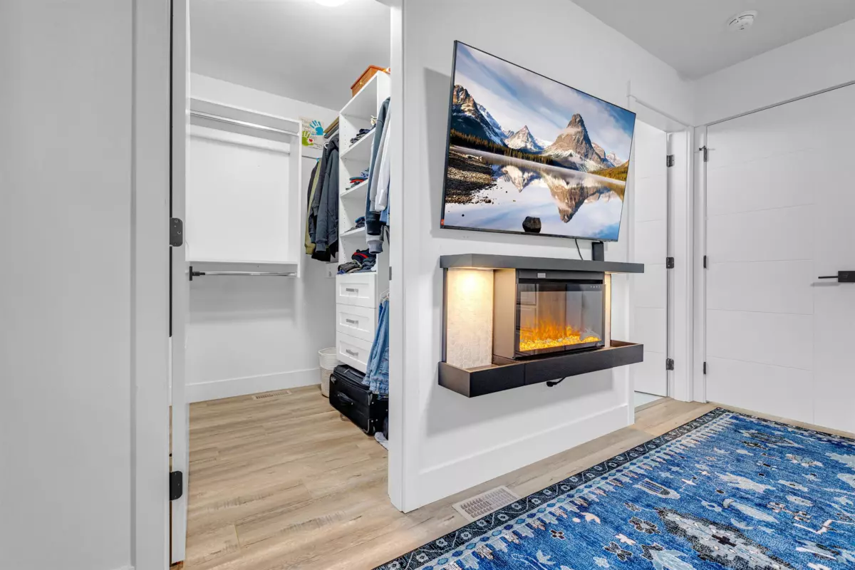 Bedroom 4 Photo of 13963 60 Avenue, Surrey, BC