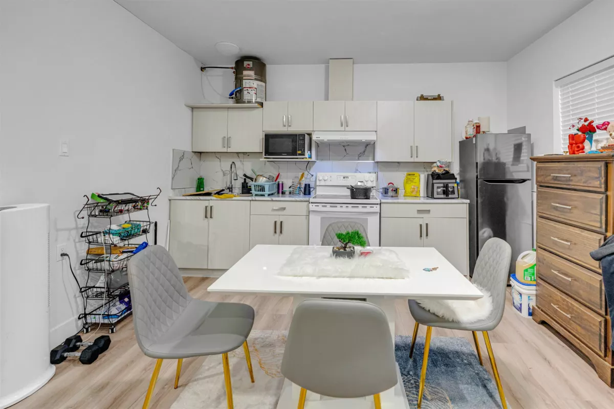 Community Amenities Photo (Clubhouse) of 13963 60 Avenue, Surrey, BC