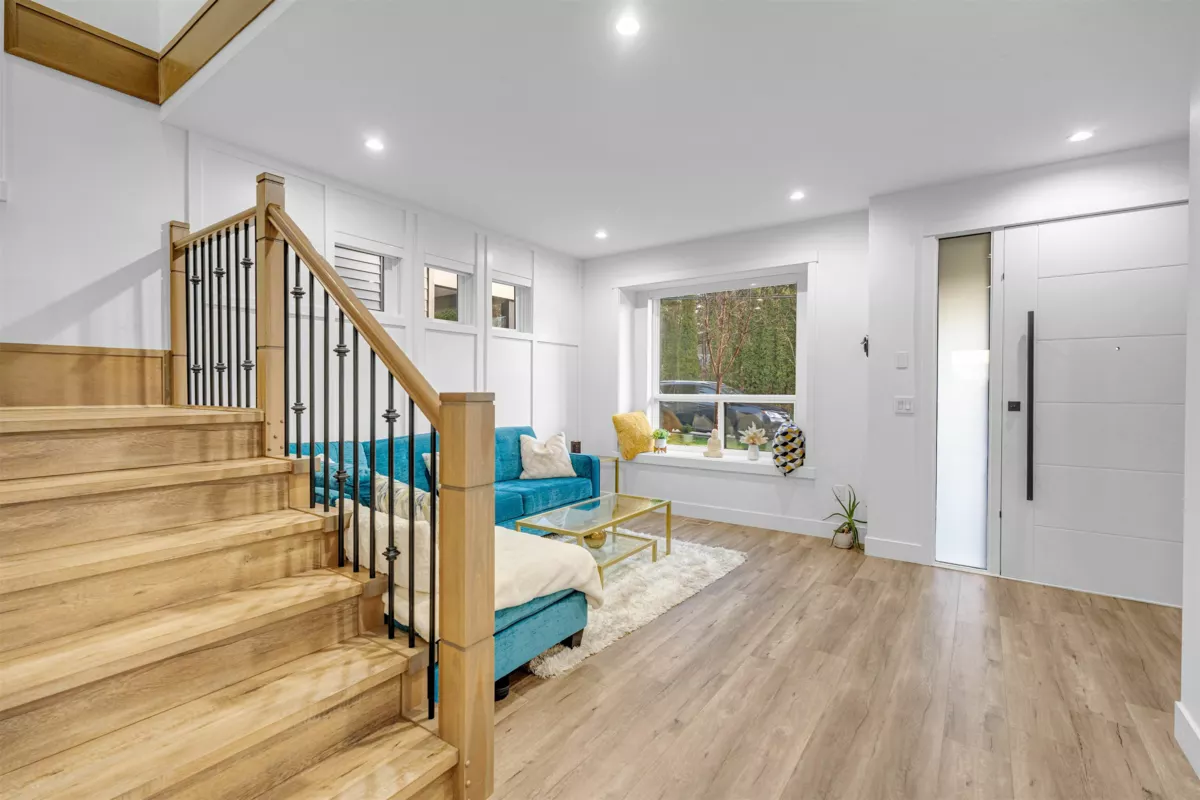 Dining Area Photo of 13963 60 Avenue, Surrey, BC