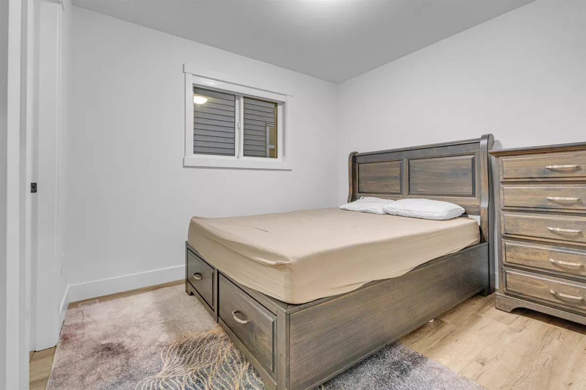 Laundry Room Photo of 13963 60 Avenue, Surrey, BC