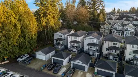 Outdoor Kitchen Photo of 13963 60 Avenue, Surrey, BC