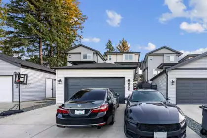 Swimming Pool Photo of 13963 60 Avenue, Surrey, BC