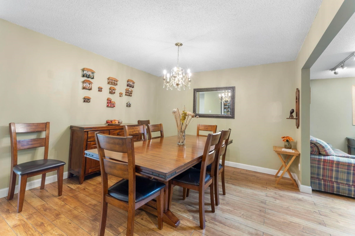 Kitchen Island Photo of 1241 Nestor Street, Coquitlam, BC