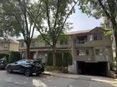 10 815 Tobruck Avenue, North Vancouver, BC