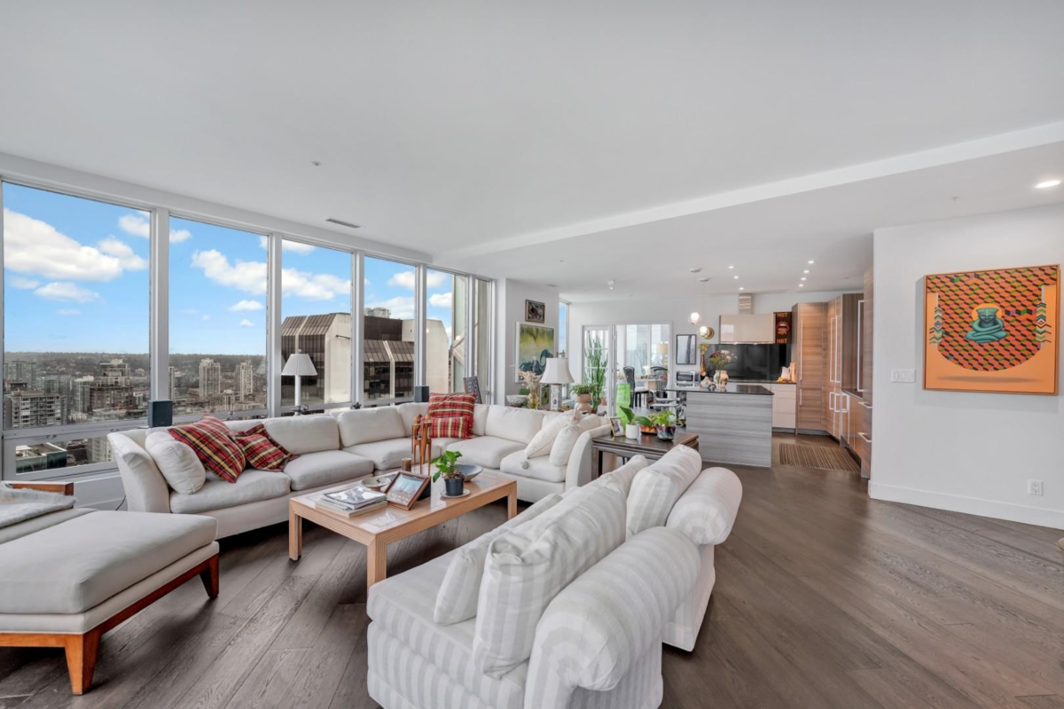 Pantry Photo of 2106 989 Nelson Street, Vancouver, BC