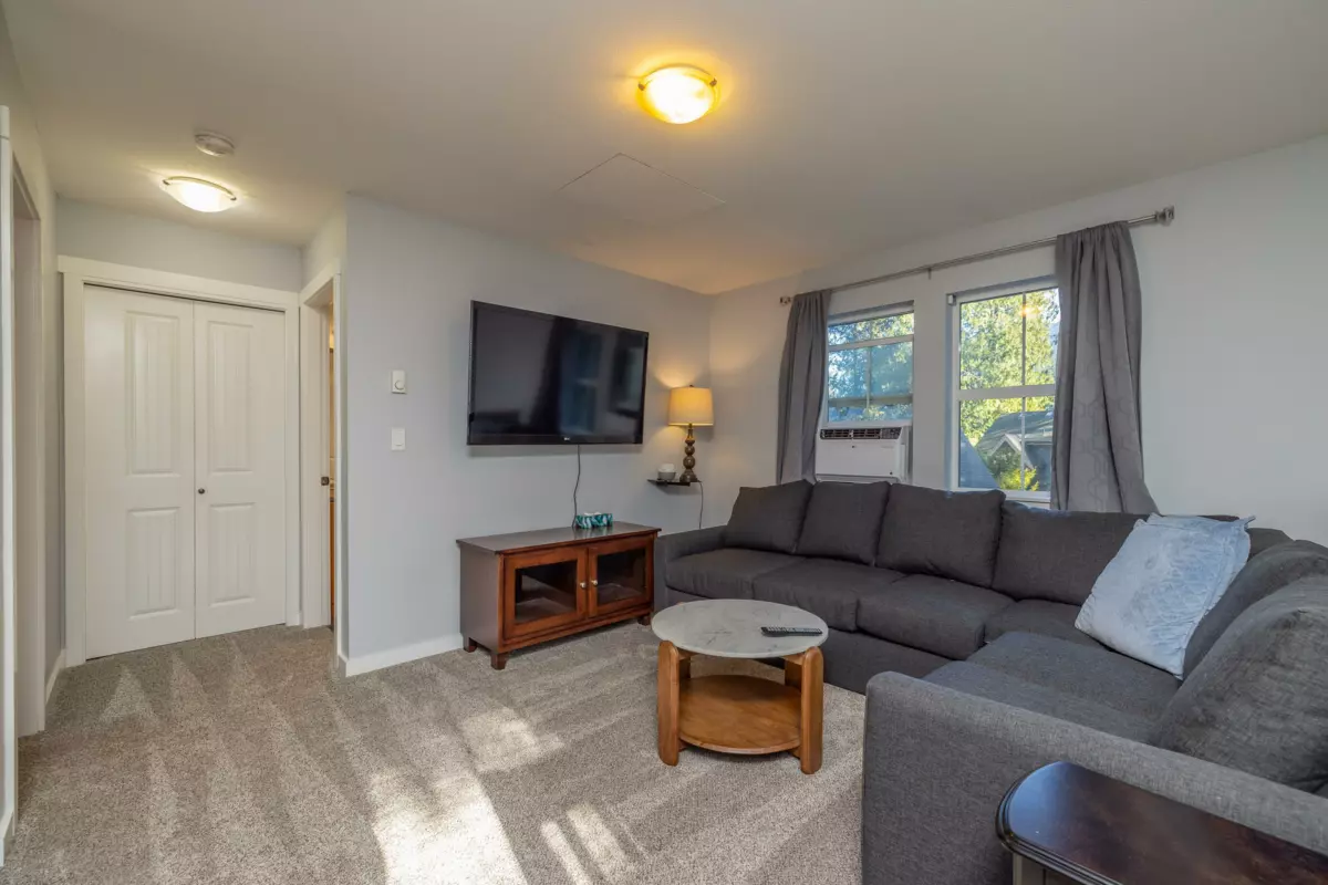 Bedroom 2 Photo of 1818 Tree House Trail, Lindell Beach, BC